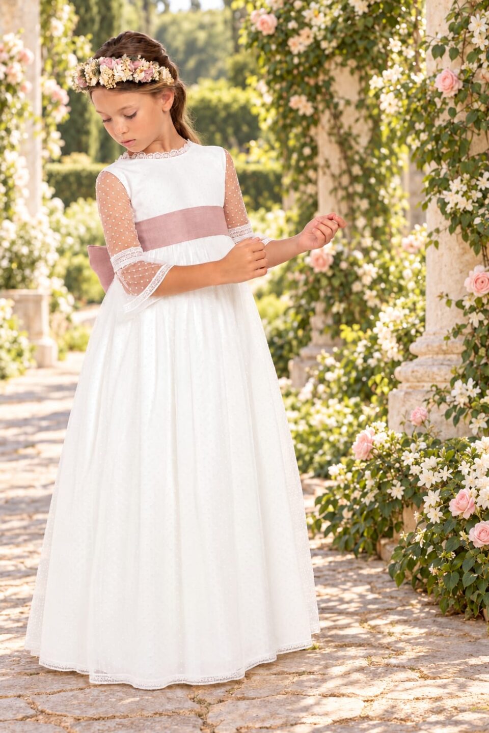 Vestido de comunión para niña. MODELO ADRIANA