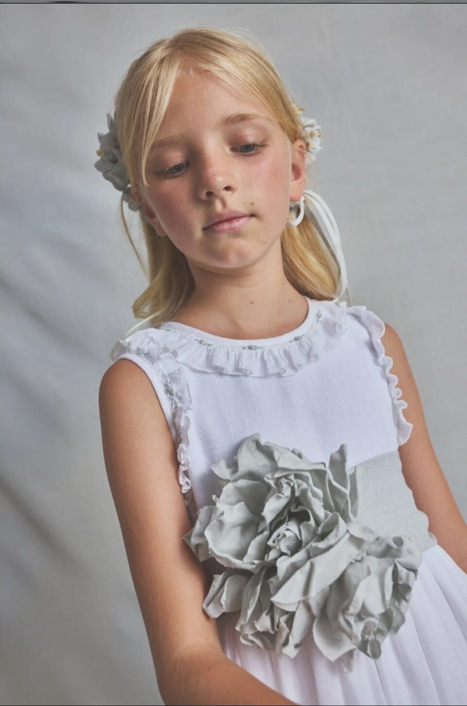 Vestido de comunión para niña. MODELO AINHOA