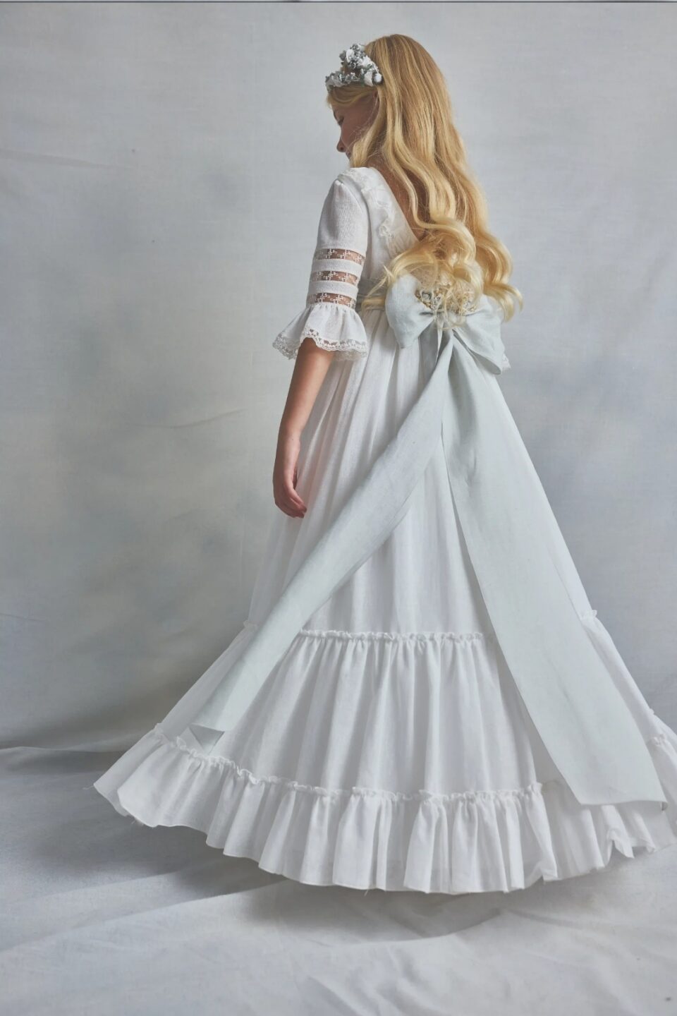 Vestido de comunión para niña. MODELO ALAIA