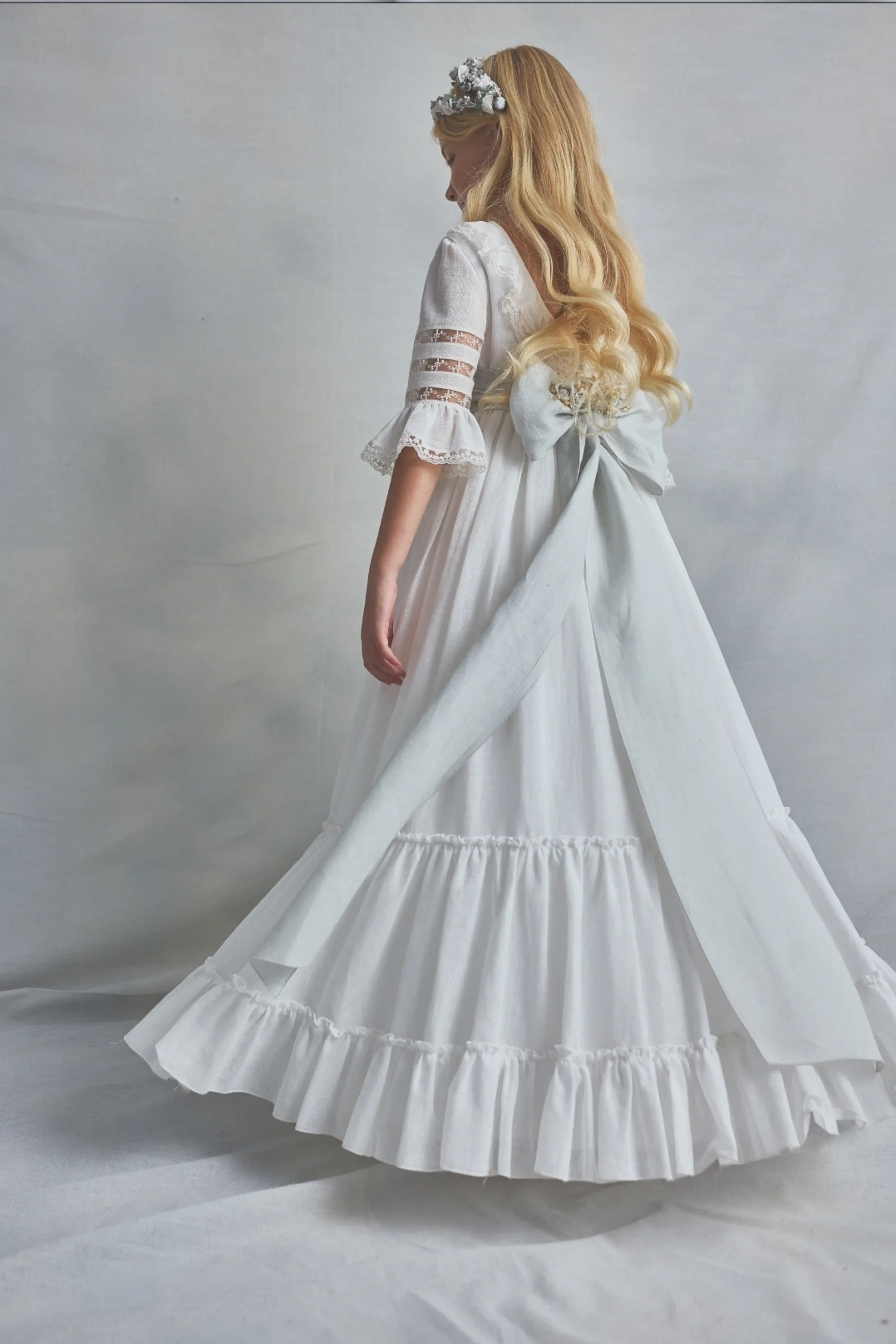 Vestido de comunión para niña. MODELO ALAIA